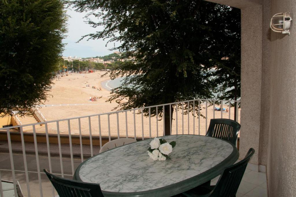 Apartamentos Siglo XXI - Ancla Sant Feliu de Guíxols Zimmer foto